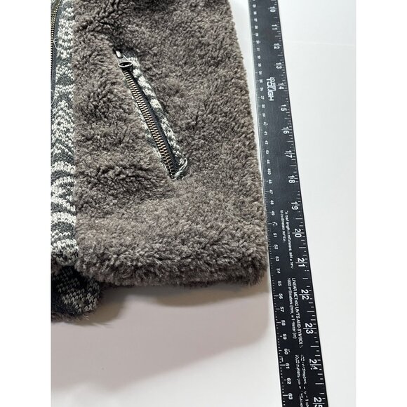Dylan by True Grit Sherpa Vest S | Faux Fur Zip Front Gray Cozy Layer - Picture 10 of 13